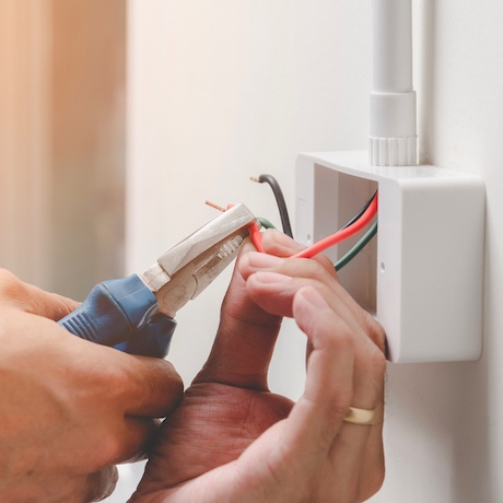 Replacing a socket